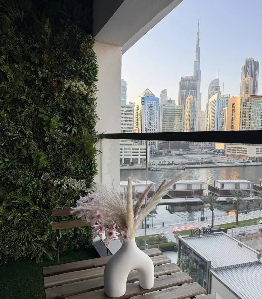 1BR with Burj & Canal View